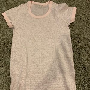 Lululemon shirt